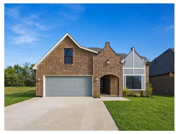 213 W Broadway Street , Owasso, OK 74055