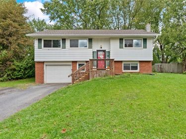 416 Idlewood Boulevard, Baldwinsville, NY 13027