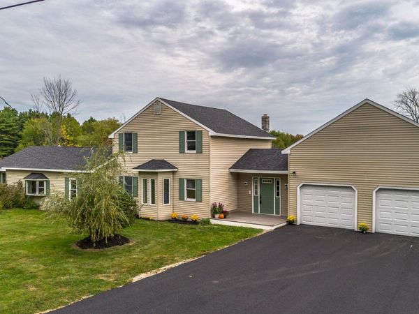 33 South Pleasant Street , Bowdoinham, ME 04008