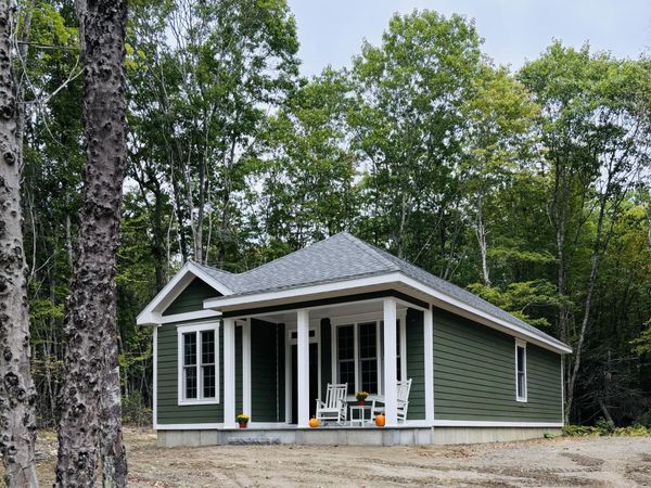 25 Stacy's Way, Winterport, ME 04496