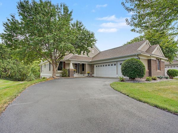 9753 Wedgewood Circle, Woodbury, MN 55125
