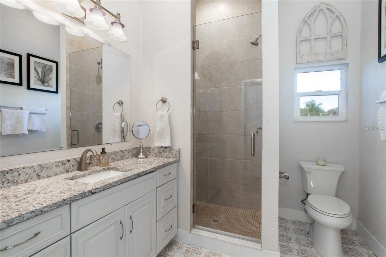 209 Tallahassee Drive Ne, Saint Petersburg, FL 33702 Photo