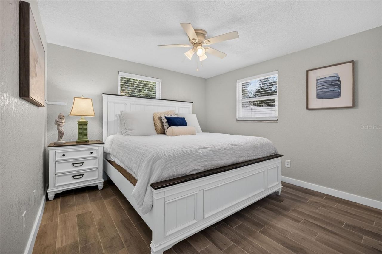 209 Tallahassee Drive Ne, Saint Petersburg, FL 33702 Photo