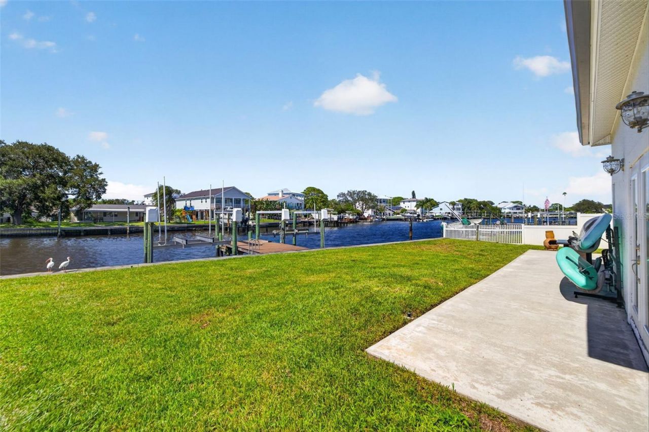 209 Tallahassee Drive Ne, Saint Petersburg, FL 33702 Photo