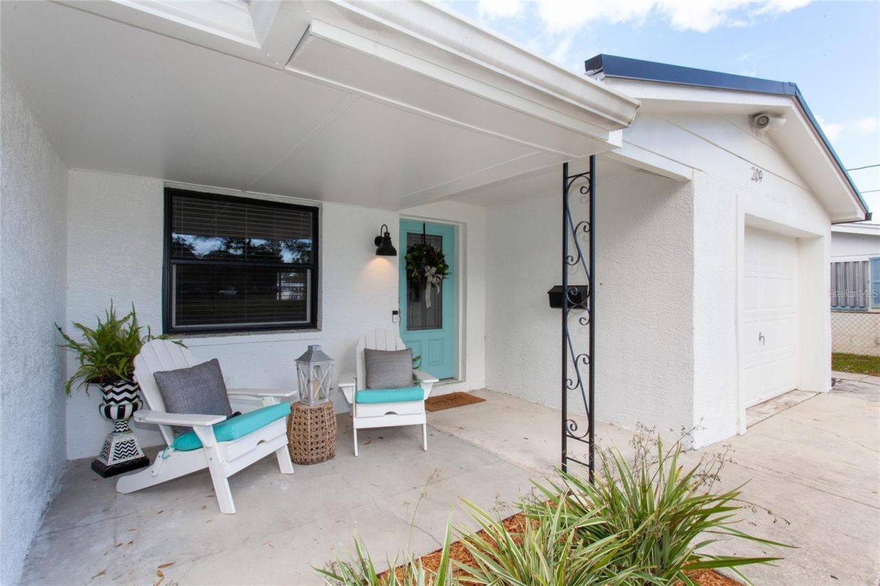 209 Tallahassee Drive Ne, Saint Petersburg, FL 33702 Photo