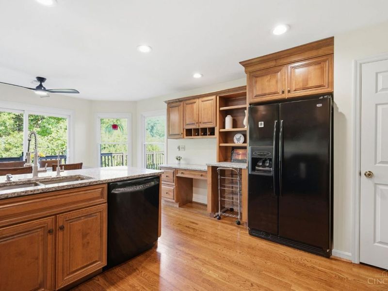 6865 Fox Hill Lane, Madeira, OH 45236 Photo 17