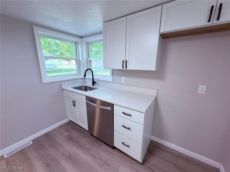 1963 Deermont Avenue NW, Massillon, OH 44647 Photo 7