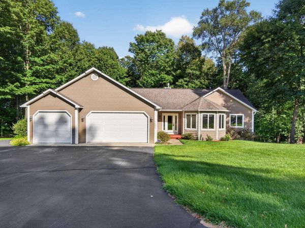 1482 Oban Way, Traverse City, MI 49686