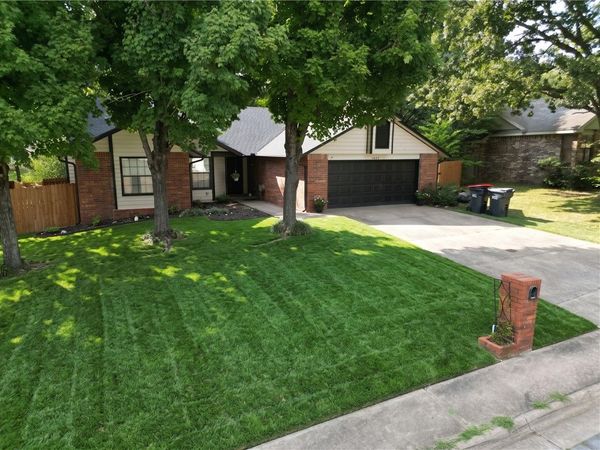 1602 Glen Street , Springdale, AR 72762
