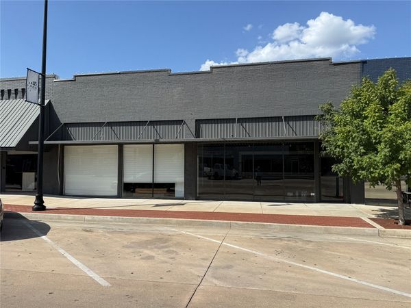 216 E Main , Ada, OK 74820