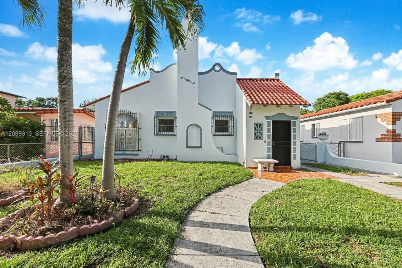 1834 SW 10th St , Miami, FL 33135 Photo