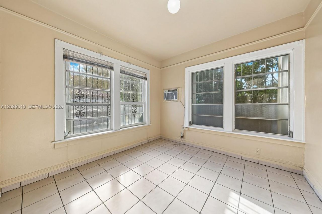1834 SW 10th St , Miami, FL 33135 Photo