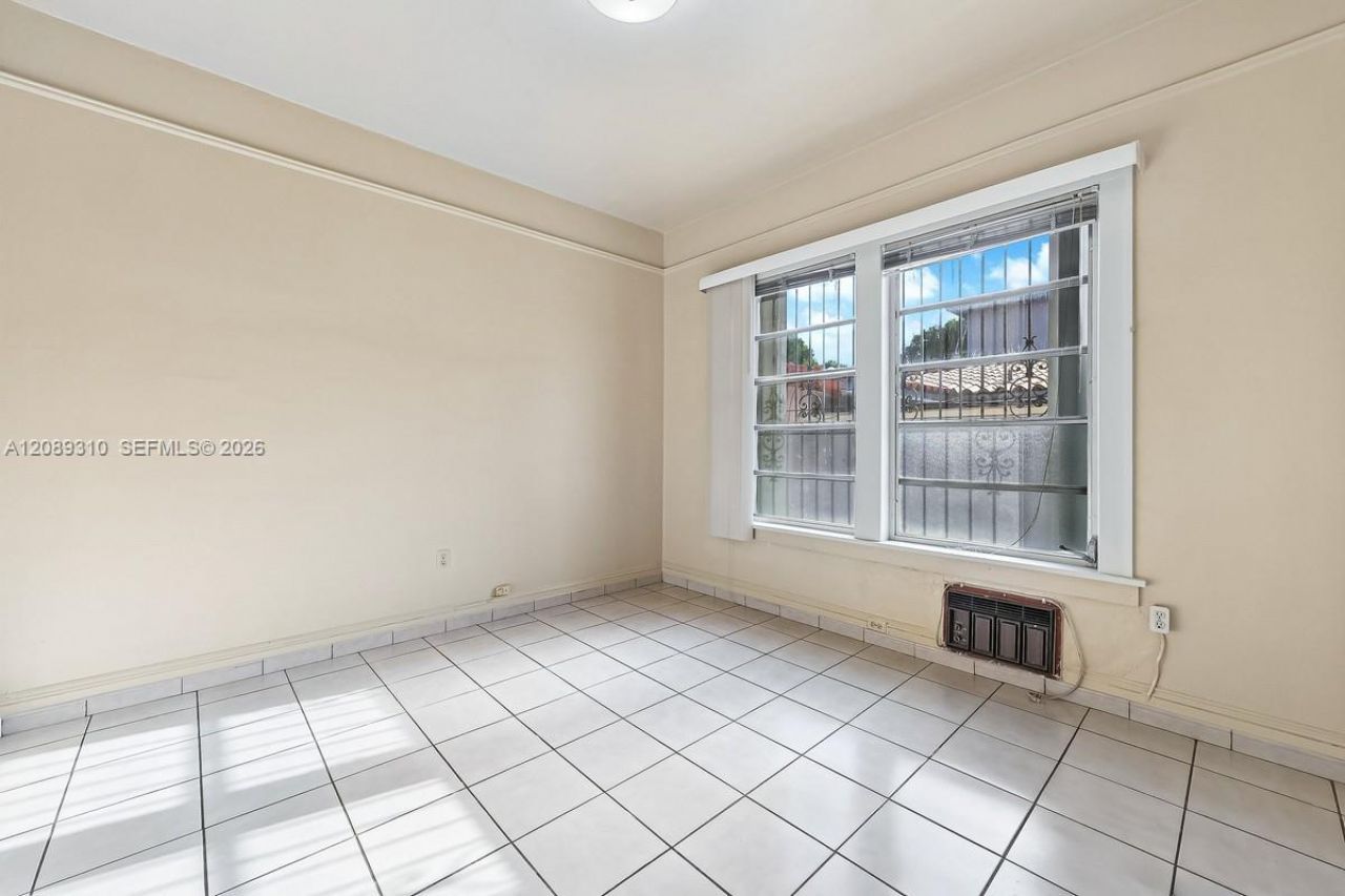1834 SW 10th St , Miami, FL 33135 Photo