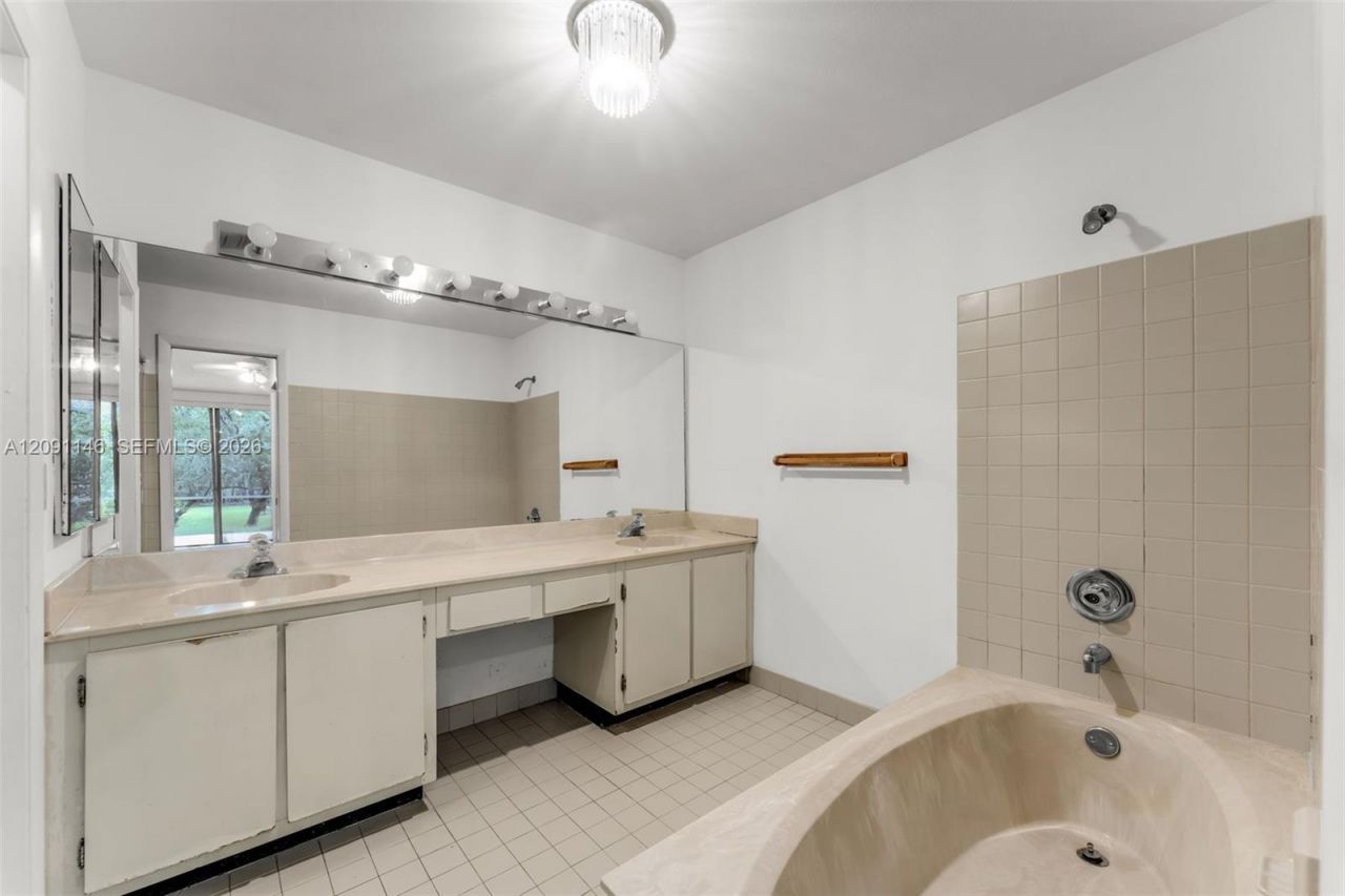 3807 Alcantara Ave , Unit A-77, Doral, FL 33178 Photo