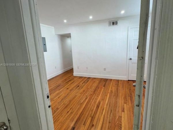 15 Sidonia Ave , Unit 2, Coral Gables, FL 33134
