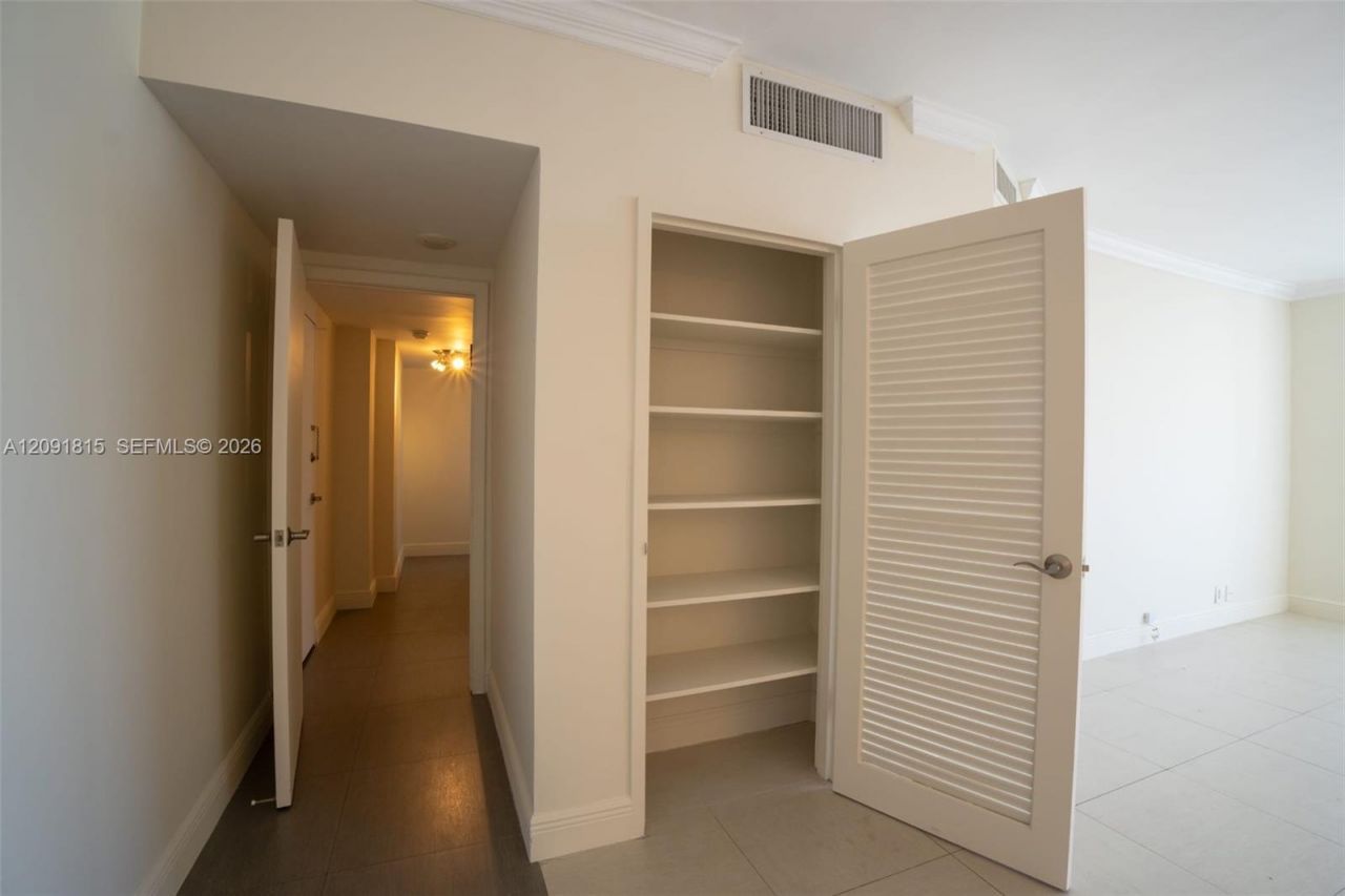 4747 Collins Ave , Unit 1510, Miami Beach, FL 33140 Photo