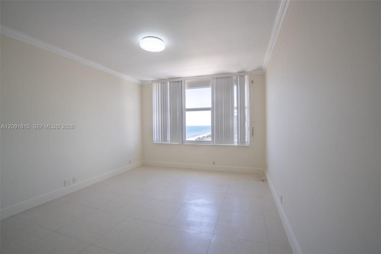 4747 Collins Ave , Unit 1510, Miami Beach, FL 33140 Photo