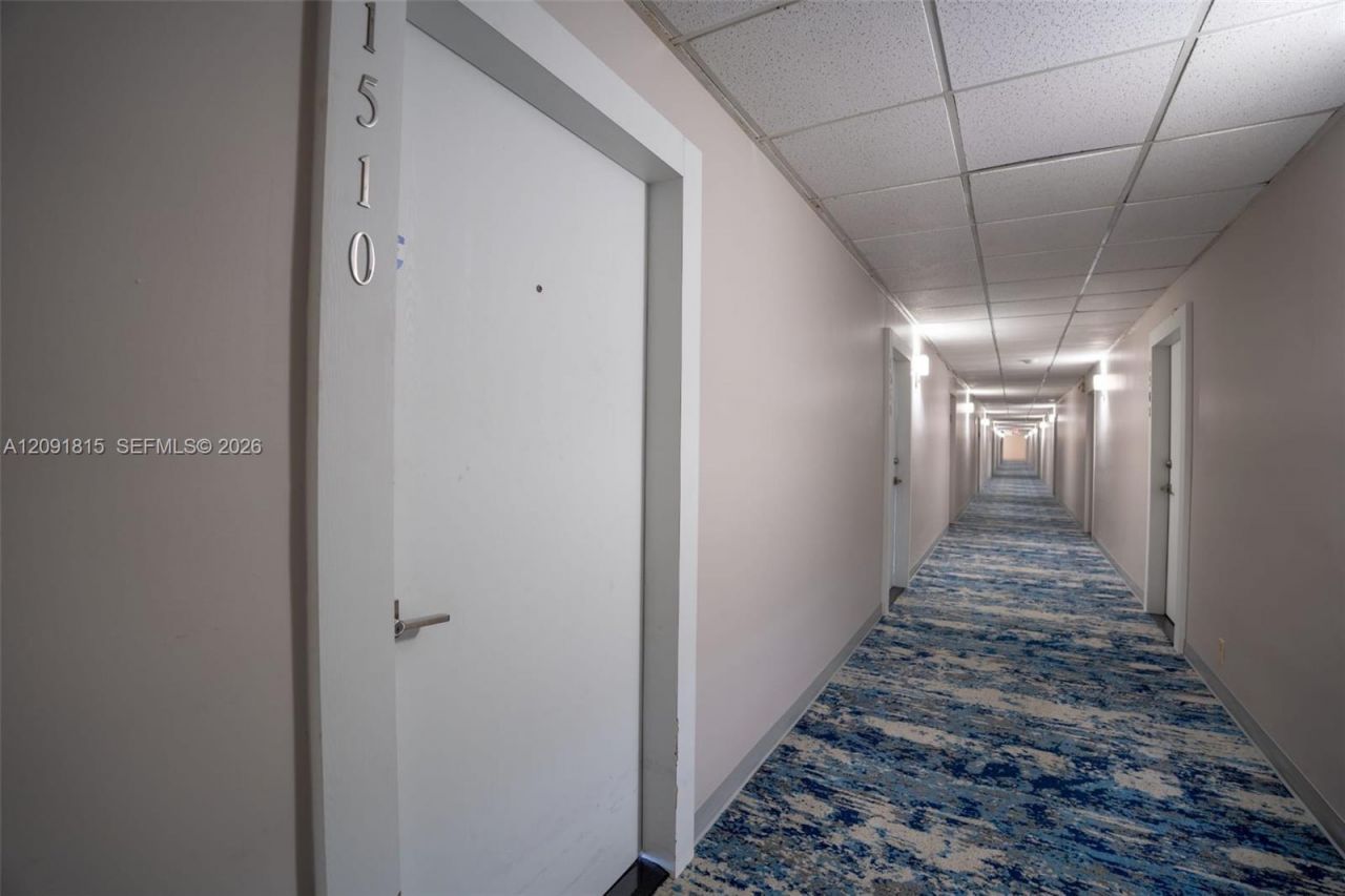 4747 Collins Ave , Unit 1510, Miami Beach, FL 33140 Photo