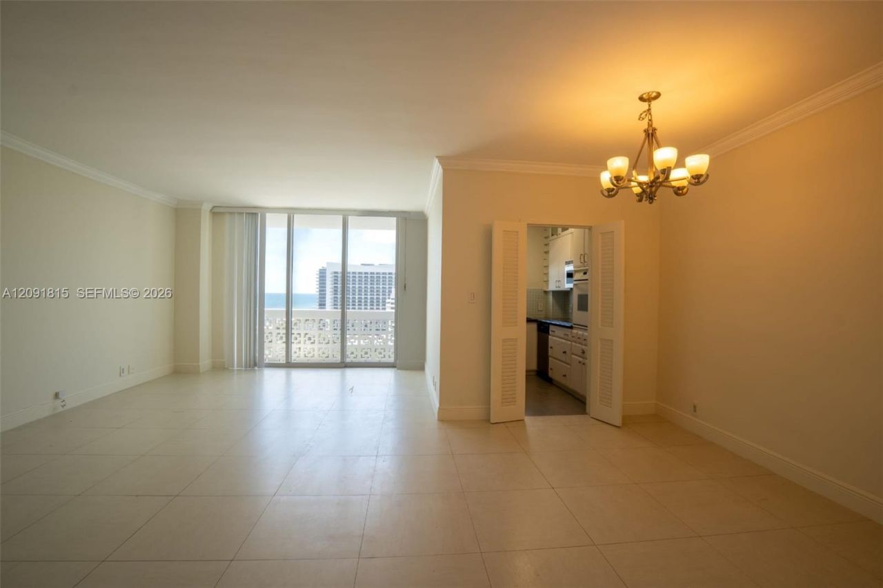 4747 Collins Ave , Unit 1510, Miami Beach, FL 33140 Photo