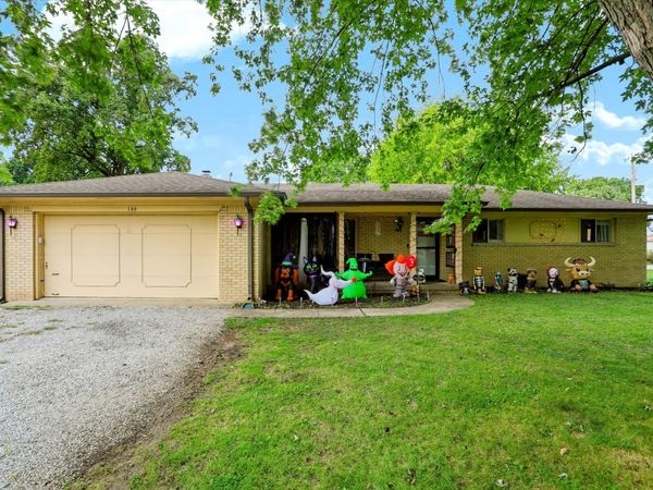 166 Altum Court, Bargersville, IN 46106