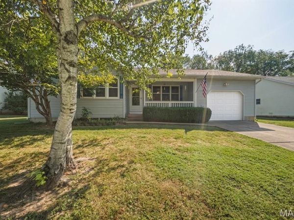 300 Greentree Road , Rolla, MO 65401
