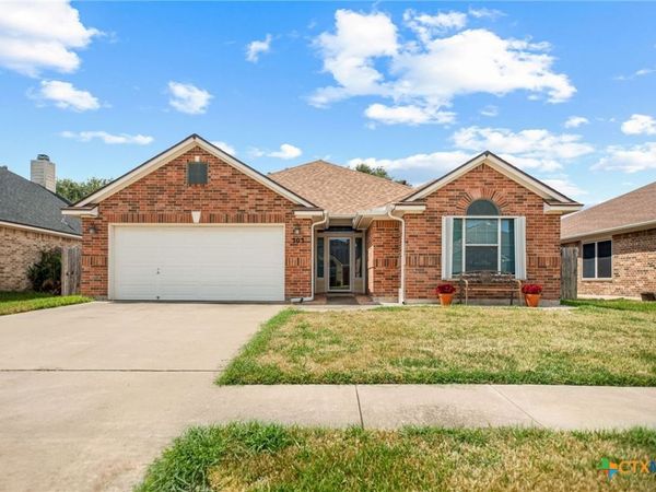 303 Waterstone, Victoria, TX 77901
