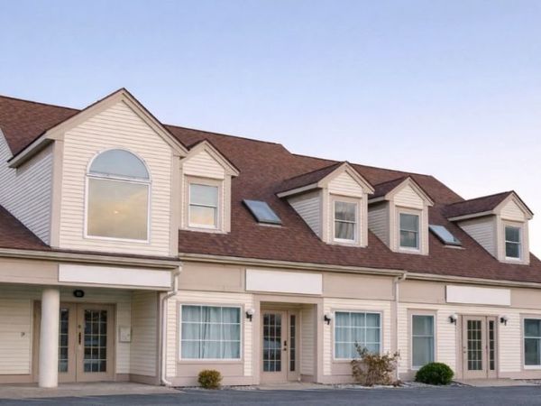 200 Center St, Unit 16, Ludlow, MA 01056