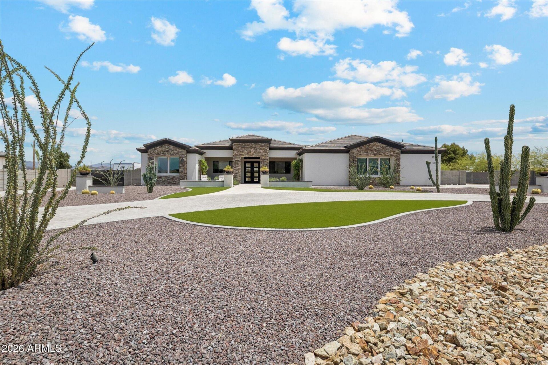 35909 N 10TH Avenue, Phoenix, AZ 85086