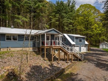 10373 Ridgecrest Road , Utica, NY 13502