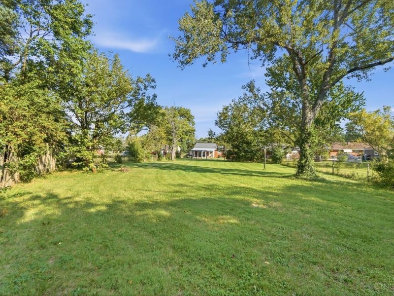 866 Crowden Drive, Springfield Township, OH 45224 Photo 18