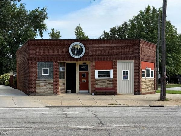 4693 State Road , Cleveland, OH 44109