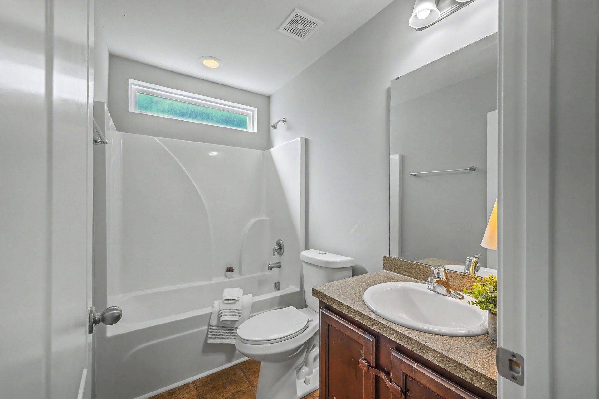 122 Brittondale Road Photo 23