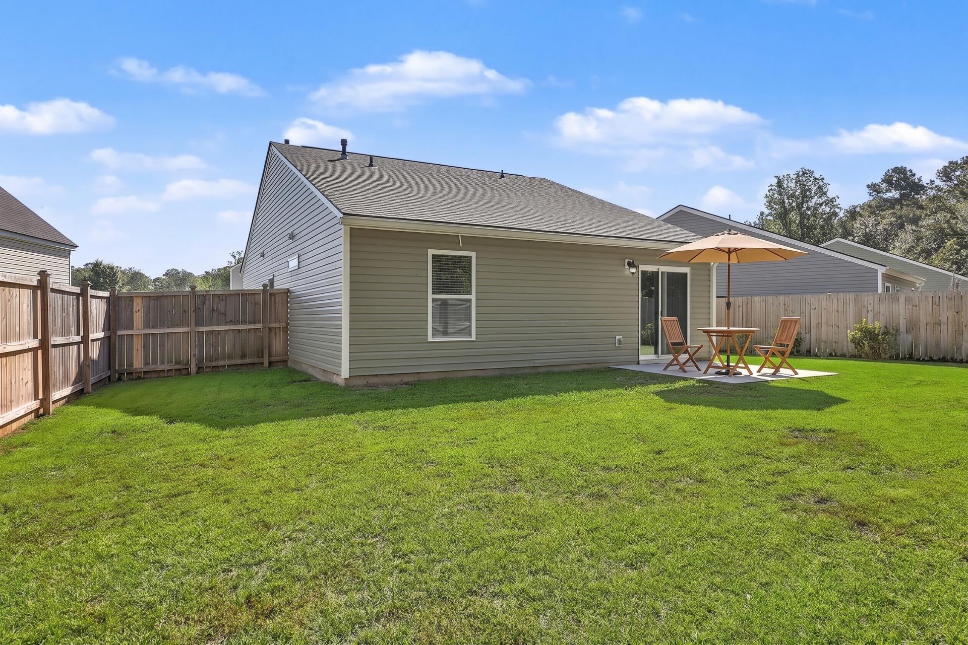 122 Brittondale Road Photo 26
