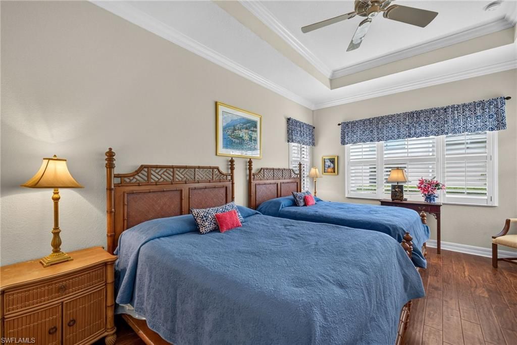 3804 Columbia Ct, Naples, FL 34119 Photo