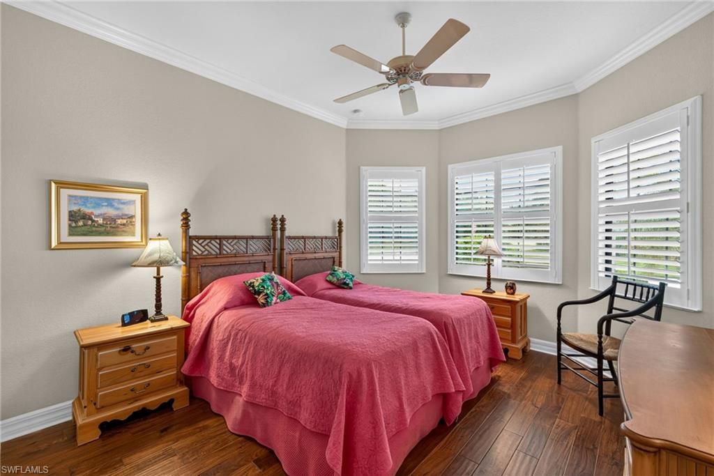 3804 Columbia Ct, Naples, FL 34119 Photo