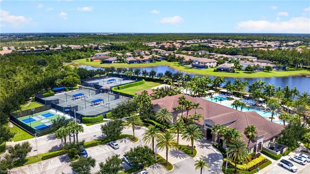 3804 Columbia Ct, Naples, FL 34119 Photo