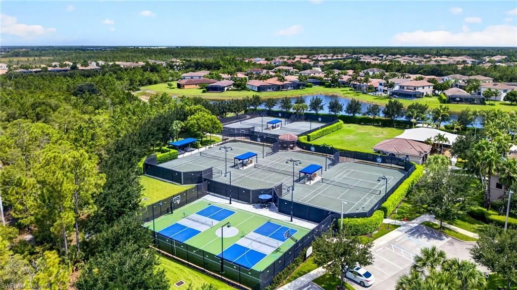 3804 Columbia Ct, Naples, FL 34119 Photo