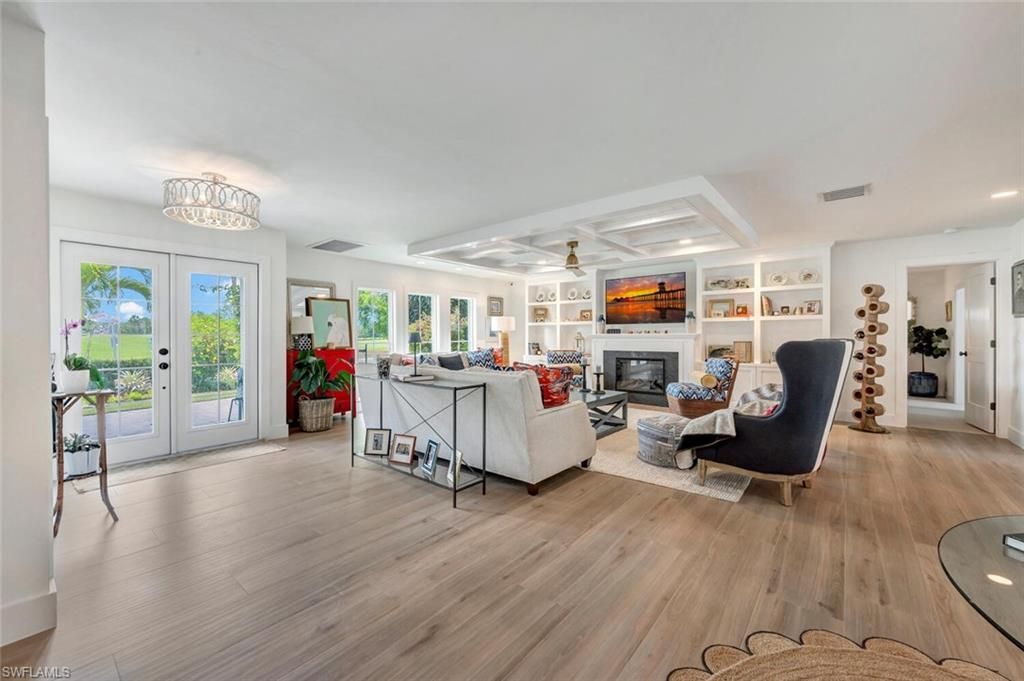200 Burning Tree Dr , Naples, FL 34105 Photo