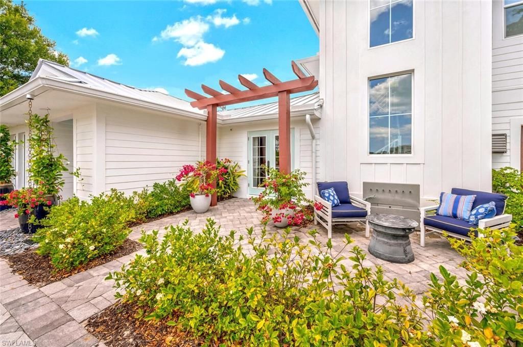 200 Burning Tree Dr , Naples, FL 34105 Photo