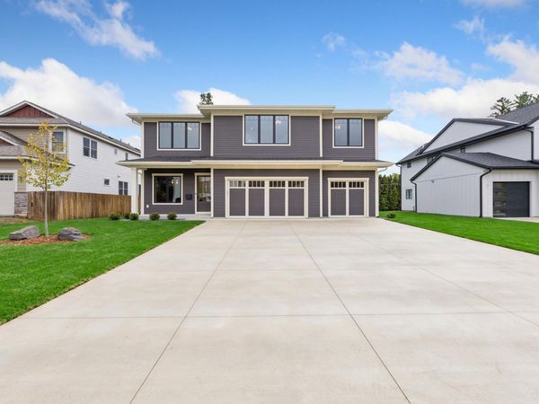 5805 Kellogg Avenue , Edina, MN 55424
