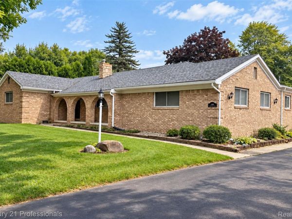 1466 N Beck Road, Canton Township, Mi 48187