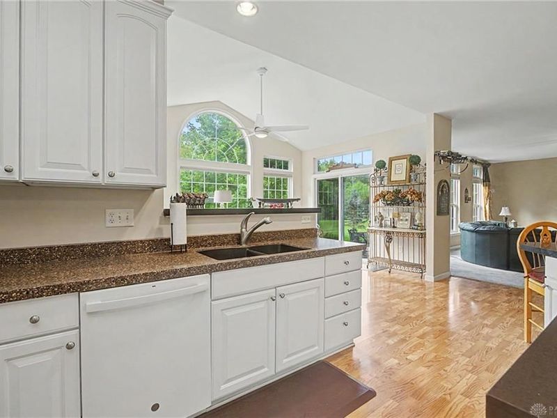 1050 Star Valley Court, Centerville, OH 45458 Photo 28