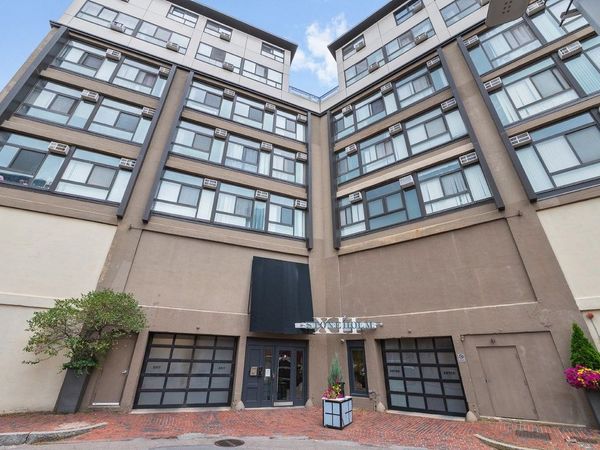 12 Stoneholm St, Unit 313, Boston, MA 02115