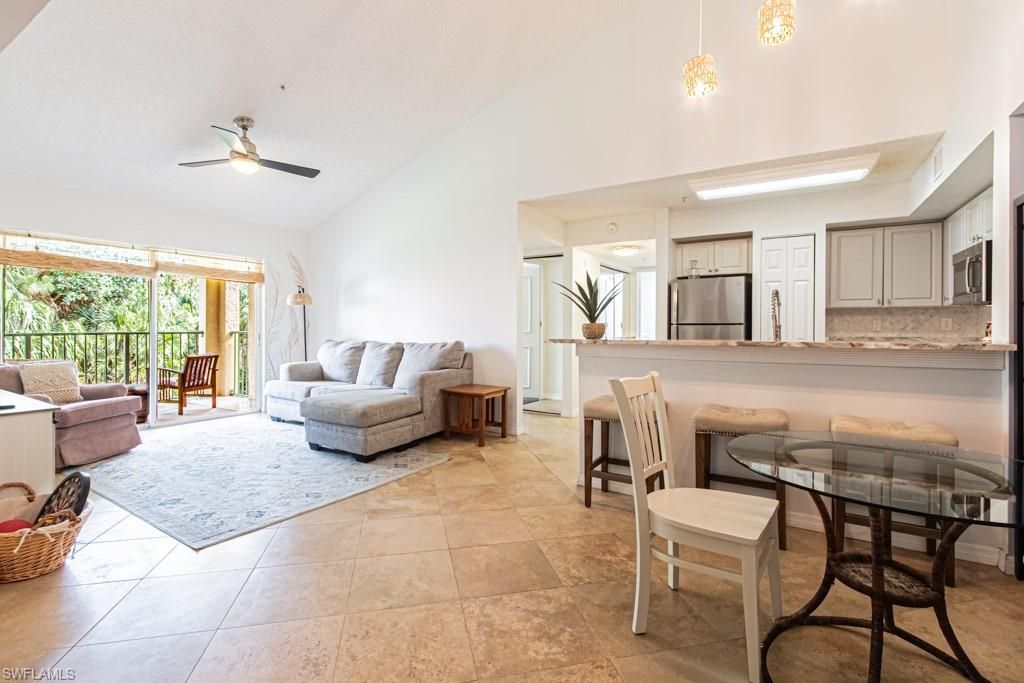 1230 Wildwood Lakes Blvd , Unit 202, Naples, FL 34104 Photo