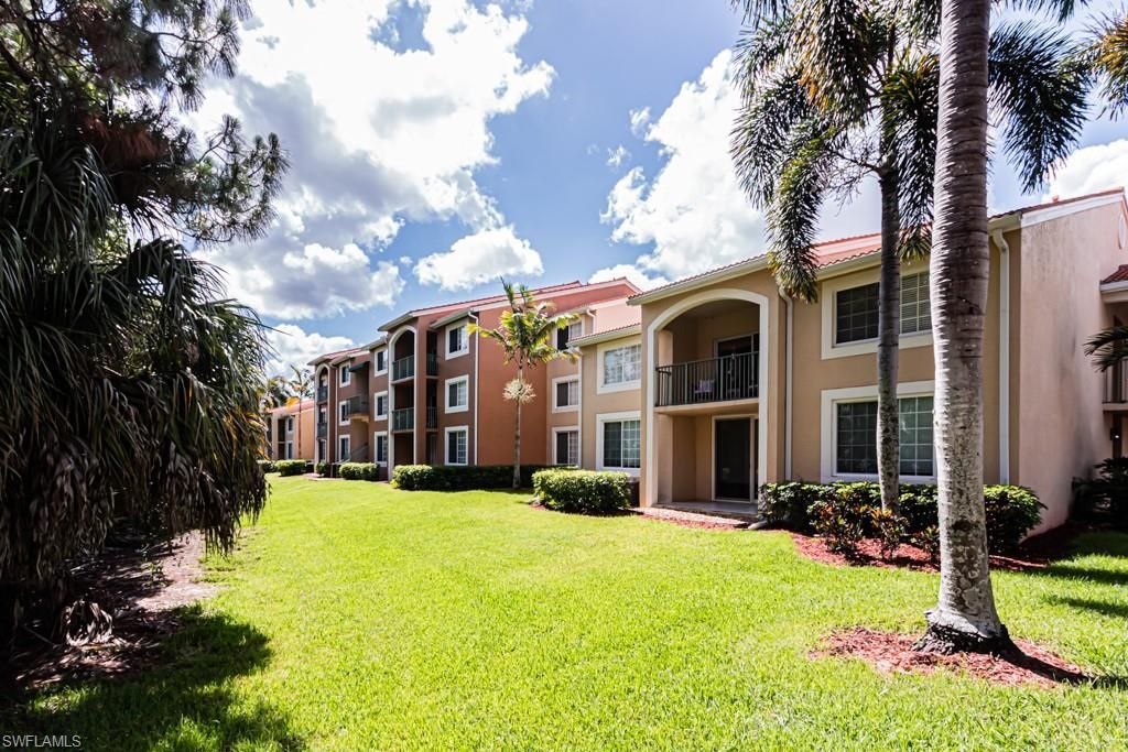1230 Wildwood Lakes Blvd , Unit 202, Naples, FL 34104 Photo