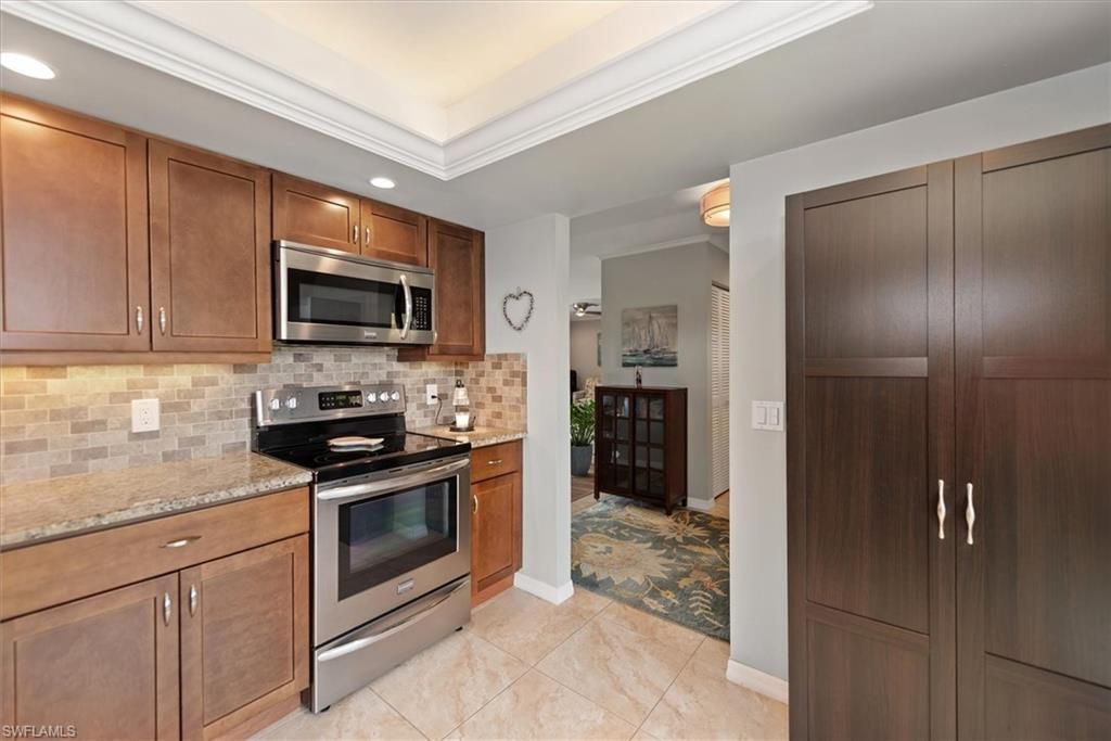 380 Tern Dr, Unit 2, Naples, FL 34112 Photo