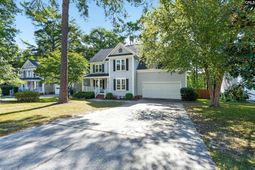 146 Brook Hollow Drive  photo 4