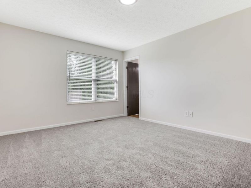 9039 Barley Loft Drive, Columbus, OH 43240 Photo 20