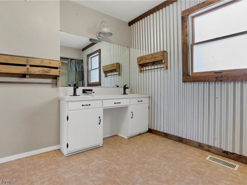 156 N Sugar Street, Saint Louisville, OH 43071 Photo 16