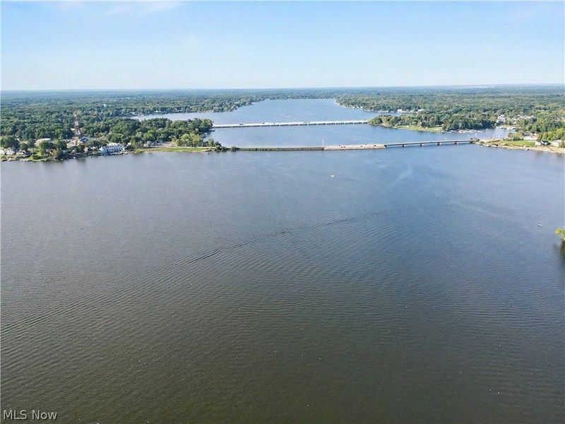 2351 Heston Drive, Lake Milton, OH 44429 Photo 31